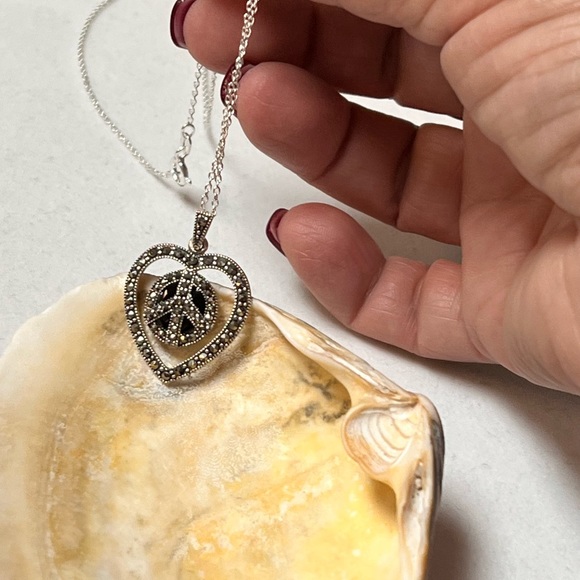 925 Sterling Silver. Marcasite. Necklace - Picture 4 of 8